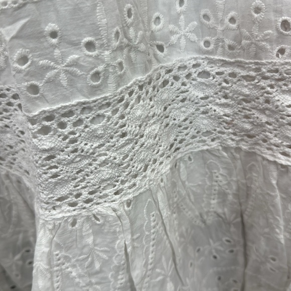 36 CHIC WHITE BOHO EYELIT COTTON MAXI DRESS - Picture 4 of 4